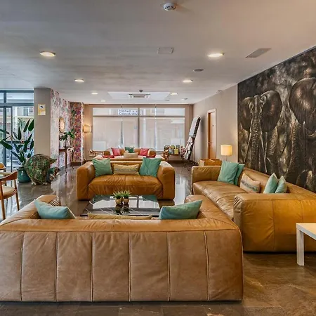 ميناير بلايا 4* فوينخيرولا