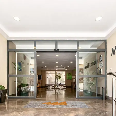 ميناير بلايا فندق