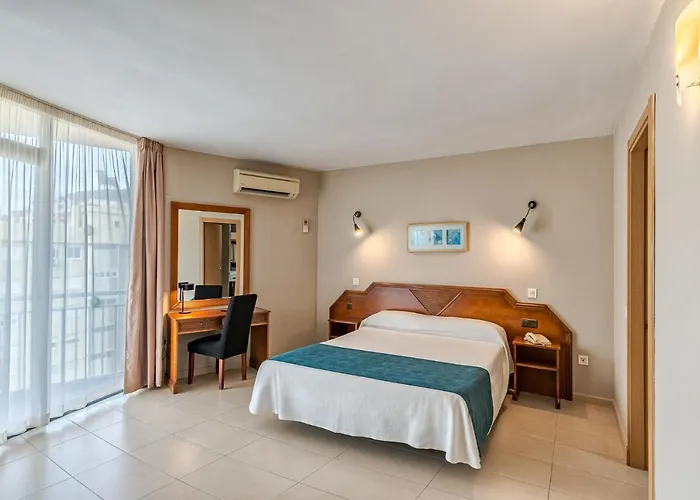 Mainare Playa 丰希罗拉