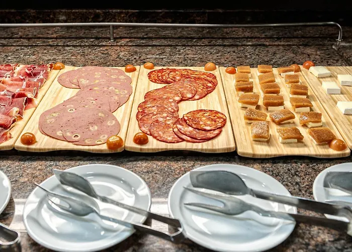 Mainare Playa Отель Фуэнхирола