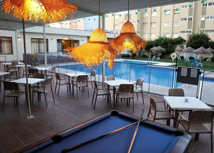 Mainare Playa Фуэнхирола