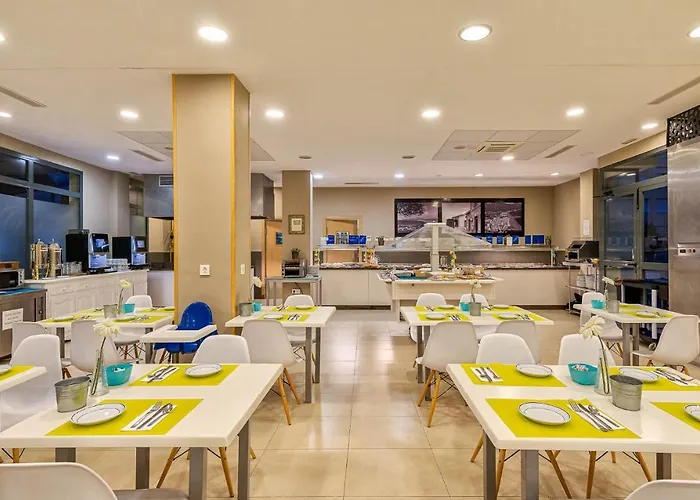 Mainare Playa מלון 4*